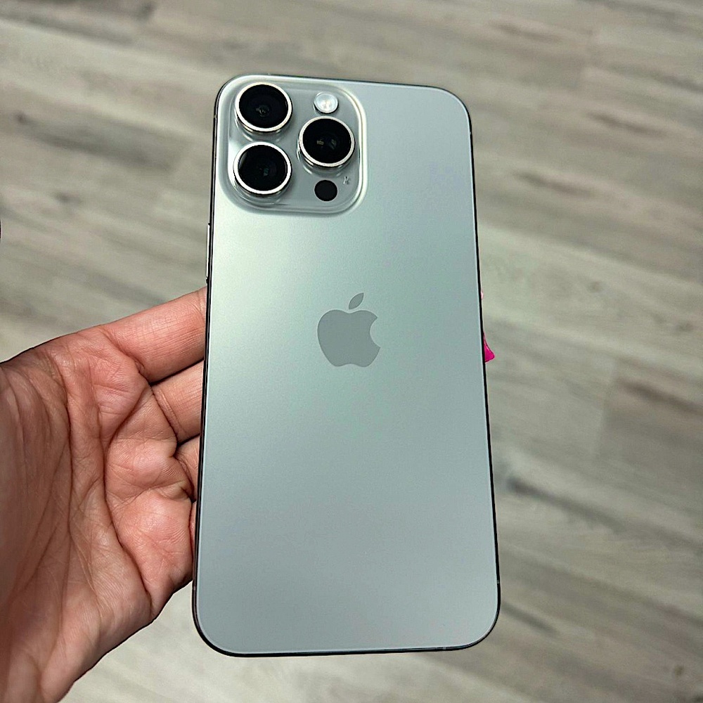 iPhone 15 pro max